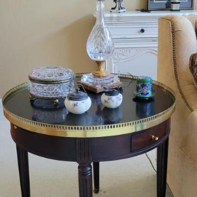 Sale Photo Thumbnail #30: Beautiful Round Side Table