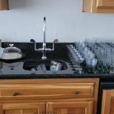 Sale Photo Thumbnail #57: Barware