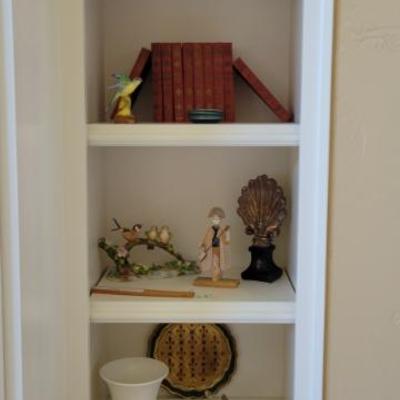 Sale Photo Thumbnail #23: Small Decor