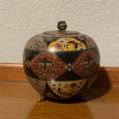 Cloissoné Pot 