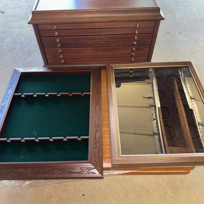 Display Cases 