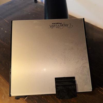 Design Master Projector 
