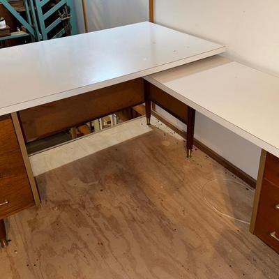 Corner Work Desk