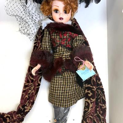 Cissy Paris- 22300 Madame Alexander 