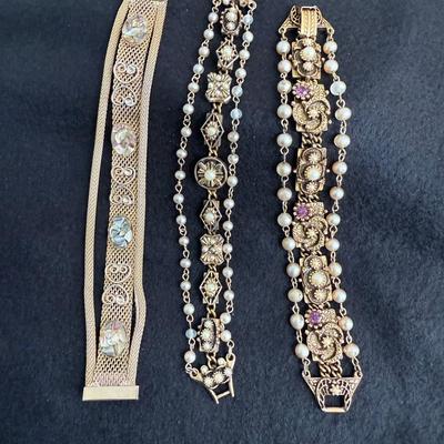 Vtg Victorian Revival Goldette Style