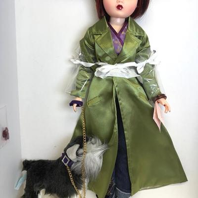 In The City- 38325 Madame Alexander 