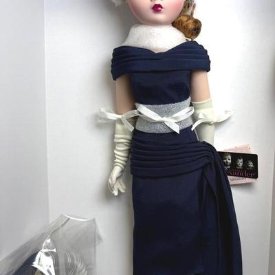Scene Stealer CISSY 42705, Madame Alexander