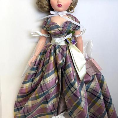 Smokin Cissy - 38305 Madame Alexander 