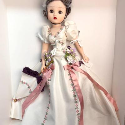 Madame’s Sketchbook Cissy - 34460 Madame Alexander 