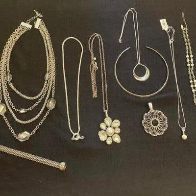 Sale Photo Thumbnail #26