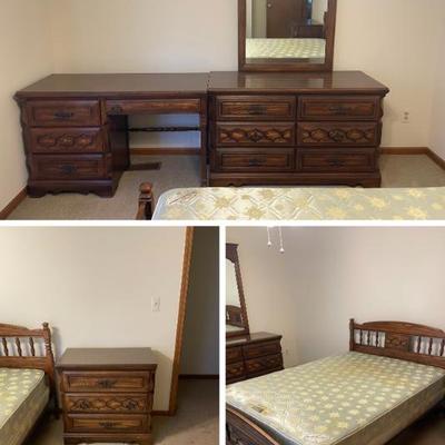 Sale Photo Thumbnail #2: Complete Bedroom Suite