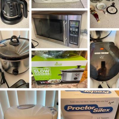 Sale Photo Thumbnail #28: Small Kitchen Appliances