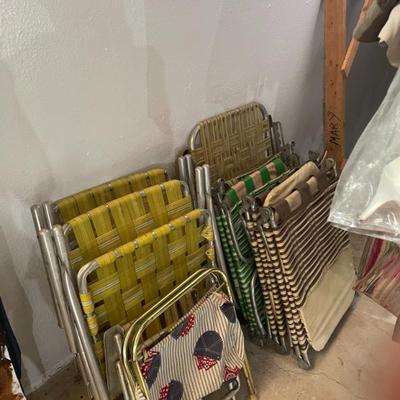 Sale Photo Thumbnail #33: Vintage Lawn Chairs