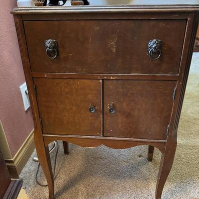 Vintage cabinet