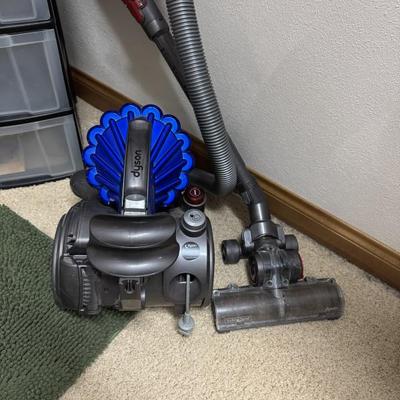 Dyson canister vacuum 
