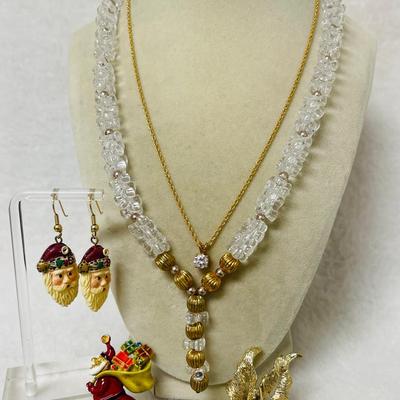 “Art” Santa Brooch and More Holiday Jewelry 