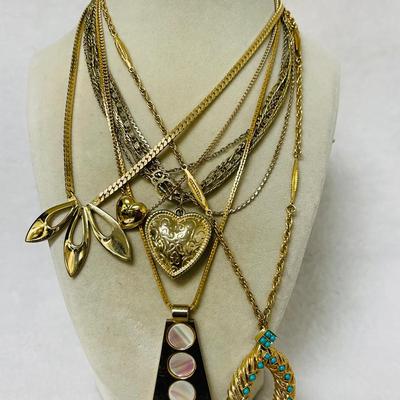 Vintage Fashion Gold-tone Necklaces