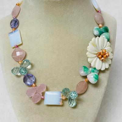 Rare Vintage Glass Bead and Mother of Pearl Necklace