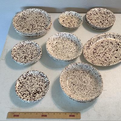 Paden City Pottery Plate & Bowl Set 
