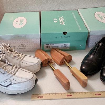 3 Pair New Apex 10.5, 1 Used, + Florsheim -all Leather