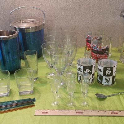Barware - Budweiser, Golden Flake, Slim Jim, Horoscope, Harvey's, Etched++