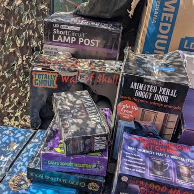Part of HUGE Halloween lot - 20+ year collection