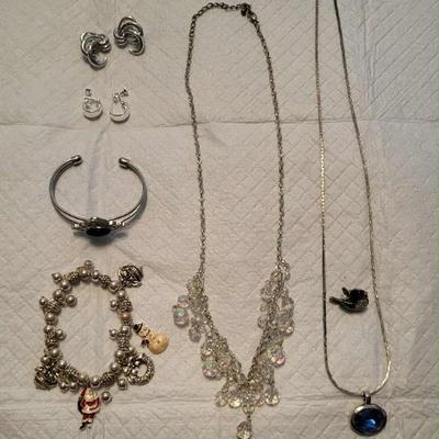 Sale Photo Thumbnail #208