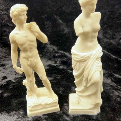 David and venus de milo 10