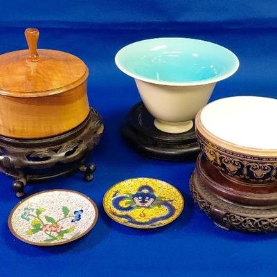 Eclectic decorative bowls and plates lot