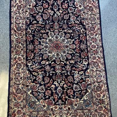 Wool hand knotted oriental rug