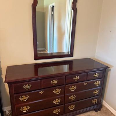 Kincaid Cherry Mountain III Dresser And Mirror