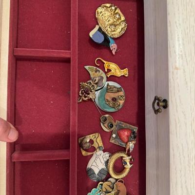 Sale Photo Thumbnail #183