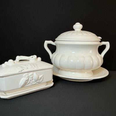 White Large Ceramic Soup Tureen Underplate & Ladle And Gravey Tureen