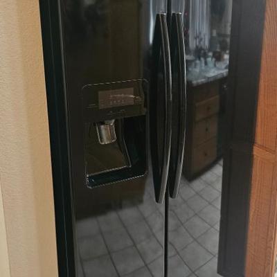 Samsung Fridge $350