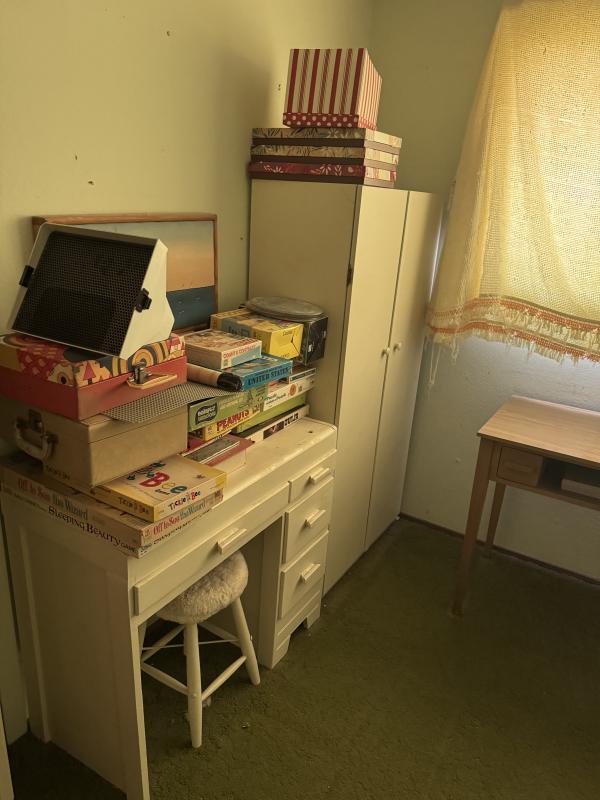Sale Photo Thumbnail #30