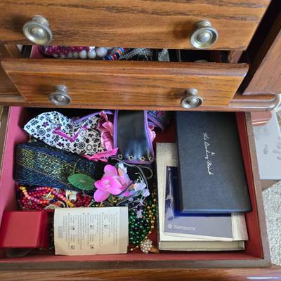 Sale Photo Thumbnail #60
