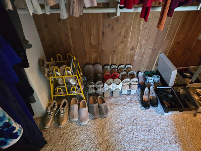 Sale Photo Thumbnail #122