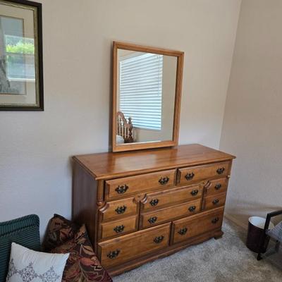 Sale Photo Thumbnail #105