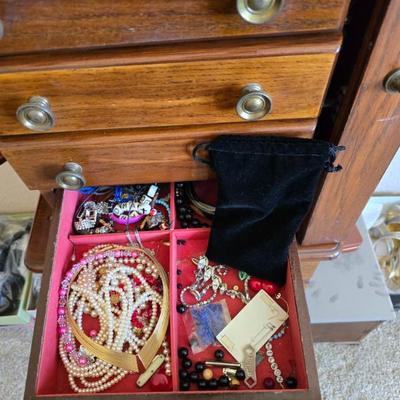 Sale Photo Thumbnail #58