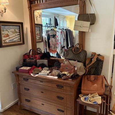 Sale Photo Thumbnail #138