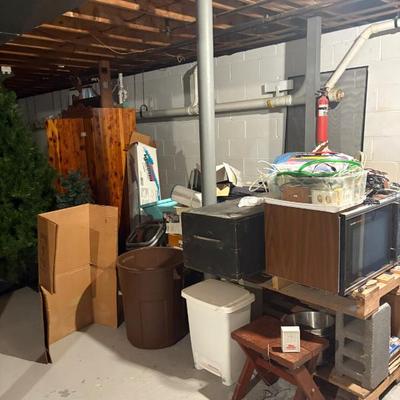 Estate sale photo