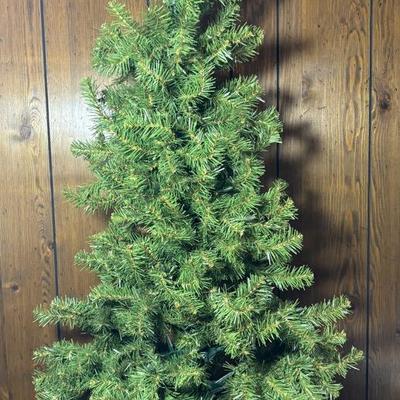 Christmas Tree & Accessories 