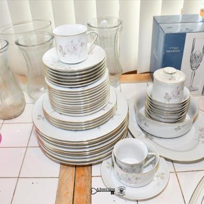 Sale Photo Thumbnail #182: 180 kitchen