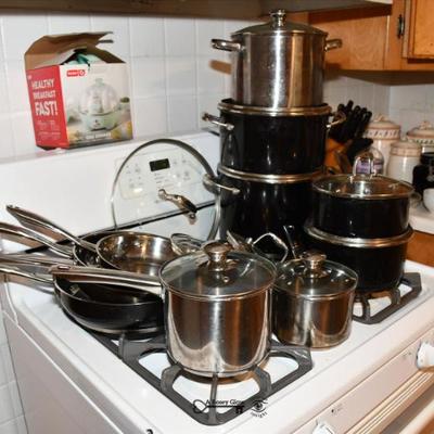 Sale Photo Thumbnail #142: 140 kitchen