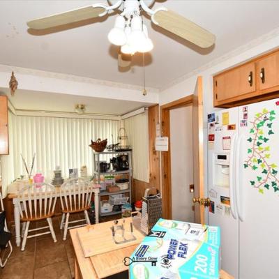 Sale Photo Thumbnail #141: 139 kitchen