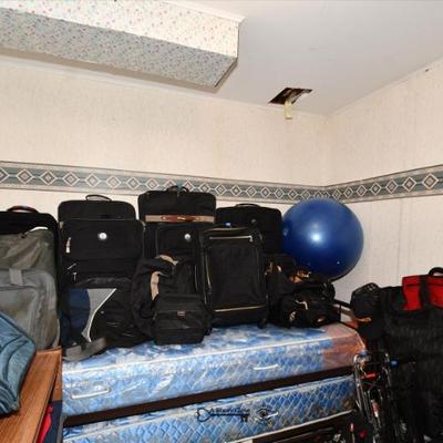 Sale Photo Thumbnail #373: 371 bedroom c
