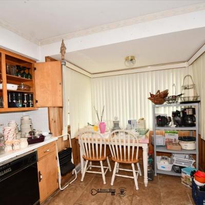 Sale Photo Thumbnail #139: 137 kitchen