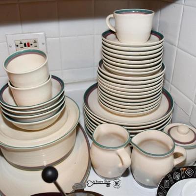 Sale Photo Thumbnail #170: 168 kitchen