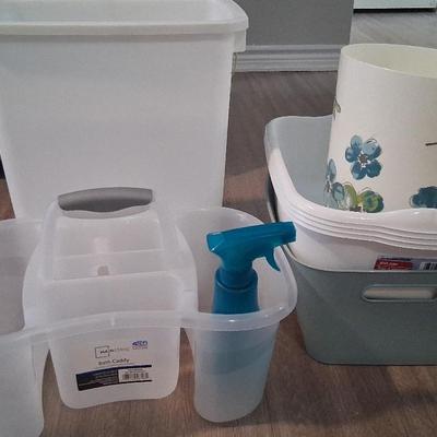Various Plastic Bins (10)