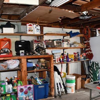 696 garage